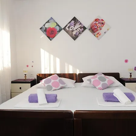 Ljubica Comfortable Apartment *