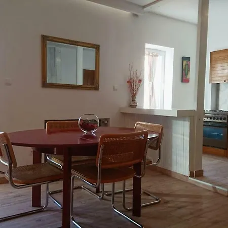 Ljubica Comfortable Apartment *