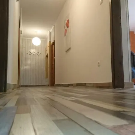 Ljubica Comfortable *